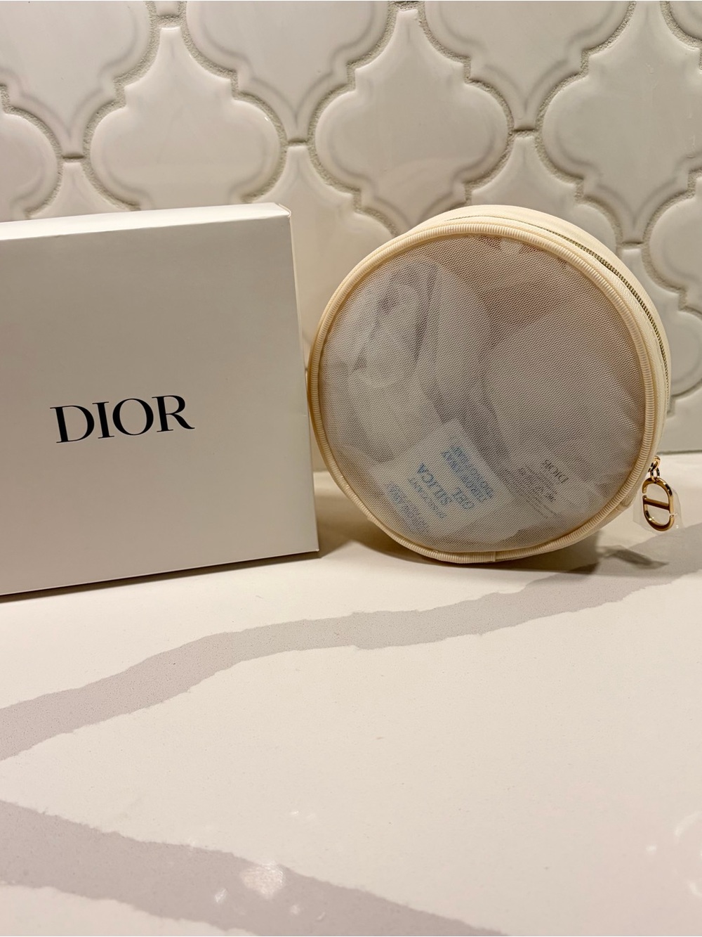 DIOR Beauty Makeup
Cosmetic Pouch Case
Embroidered Butterfly🦋 - Picture 5 of 6